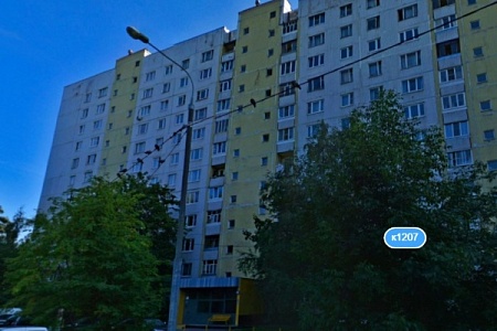 Ребенок провалился в дыру в подъезде дома в Зеленограде