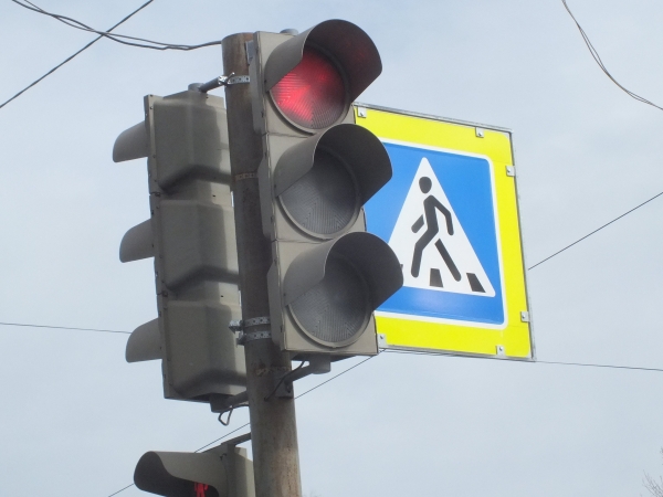 Зеленоградской школе не разрешили установить светофор