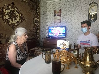 Молодогвардейцы Солнечногорска побывали в гостях у жительницы блокадного Ленинграда