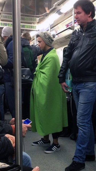 Модники московского метро. Осторожно, в подборке может быть ваша фотокарточка