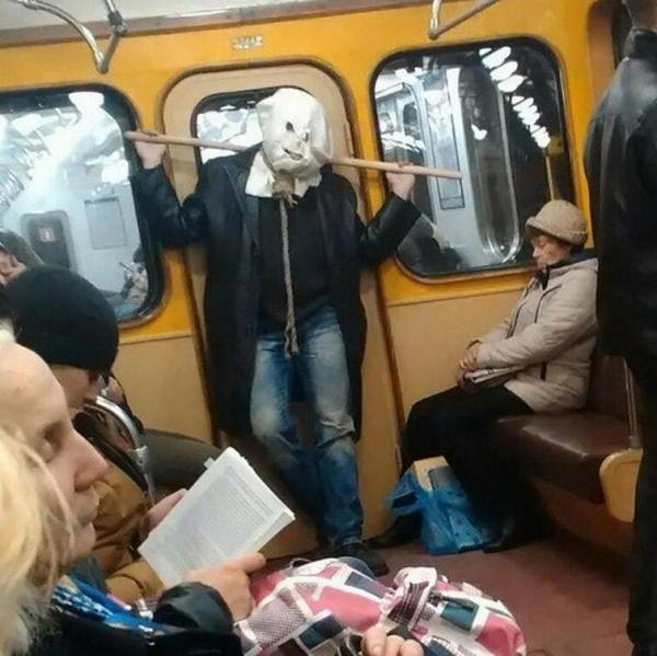 20 безумных фотографий, которым лучше даже не пытаться найти объяснение
