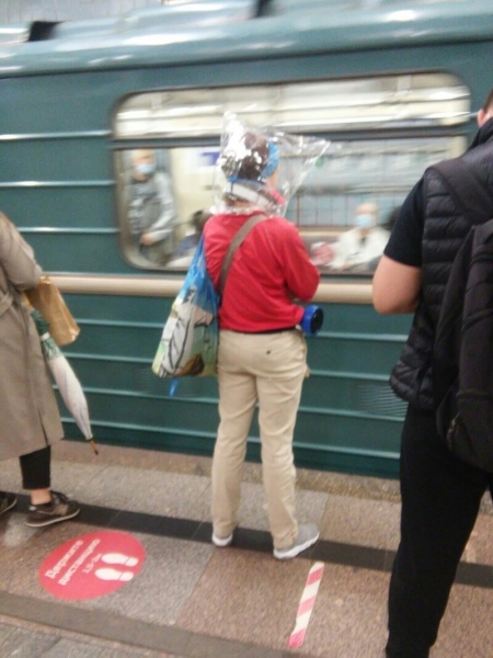 Модники московского метро. Осторожно, в подборке может быть ваша фотокарточка