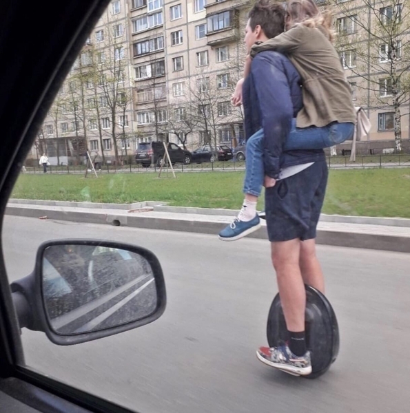 15 фотографий пар, мимо которых пройти мимо и не заметить практически невозможно