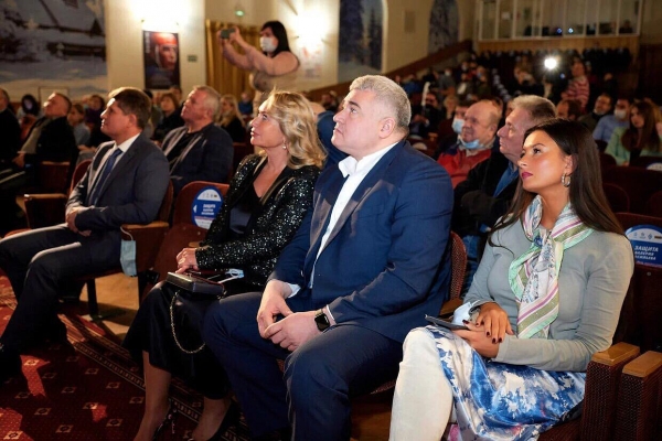 Ирина Ильичева присутствовала на премьере киноленты «Защита Валерия Васильева»