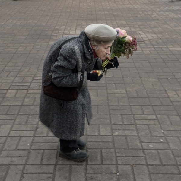 22 работы Дмитрия Маркова, фотографа, который показывает настоящую провинциальную Россию честно и без прикрас