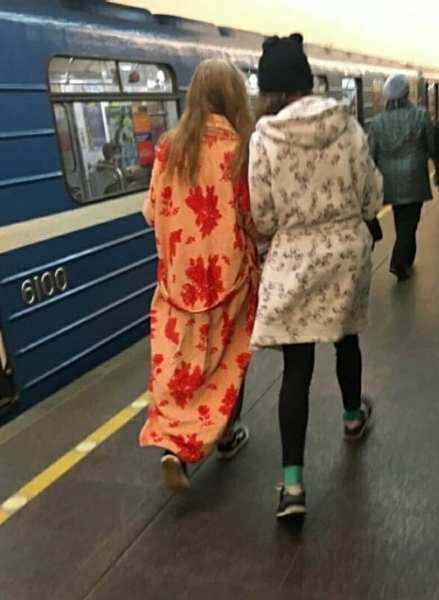 Модники метро Санкт-Петербурга, которые попали в сегодняшнюю подборку