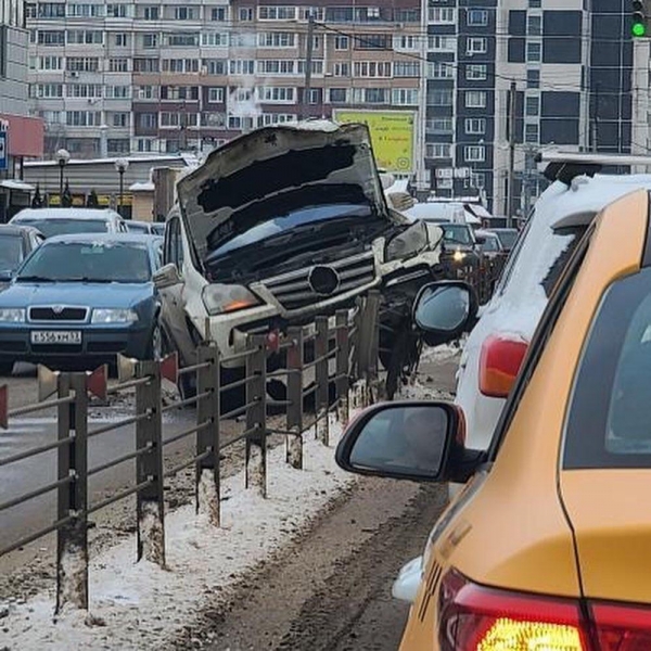 В Андреевке жестко столкнулись два кроссовера