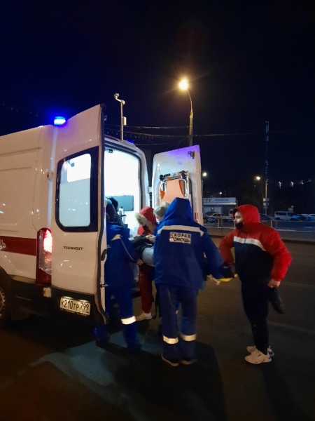 Юноша получил тяжелые травмы при наезде автомобиля у станции Крюково