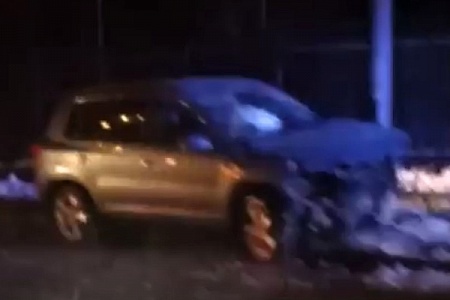 Два человека пострадали в аварии на Заводской улице
