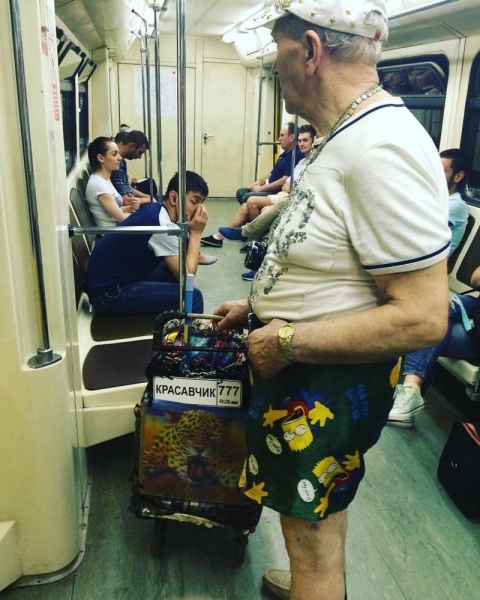 18 модников и модниц в метро, которых сложно не заметить