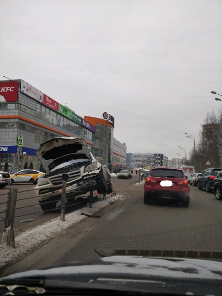 В Андреевке жестко столкнулись два кроссовера