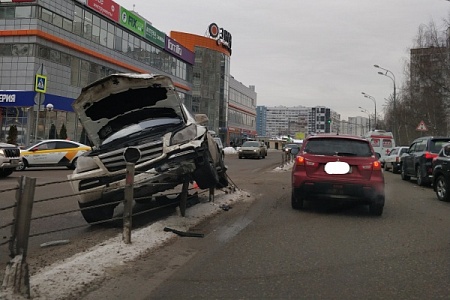 В Андреевке жестко столкнулись два кроссовера