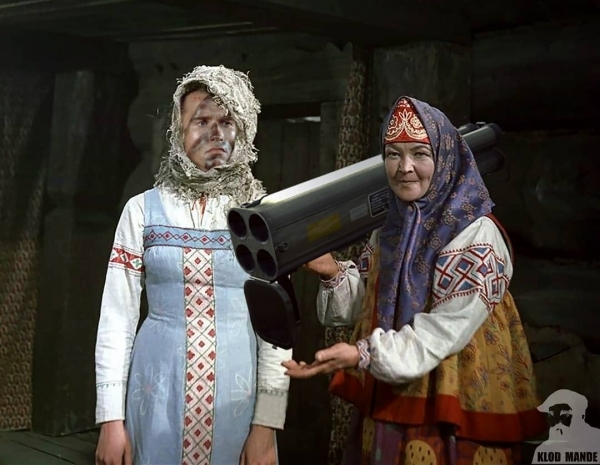 17 работ художника, который перемешивает героев отечественных и зарубежных фильмов, создавая новые киномиры