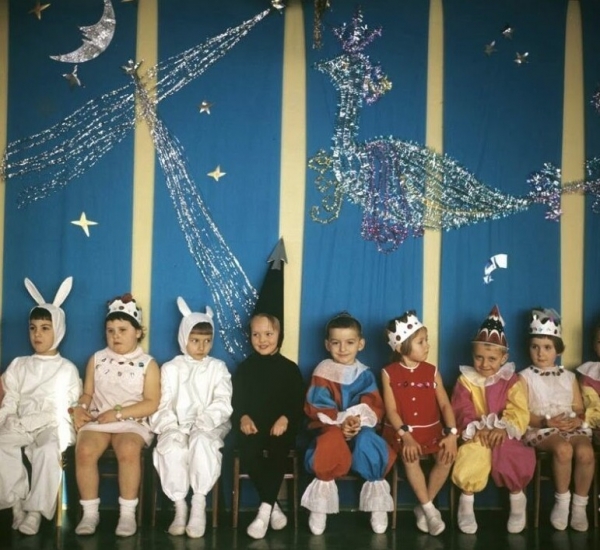 14 фотографий о том какими были новогодние утренники в далеких 90-х