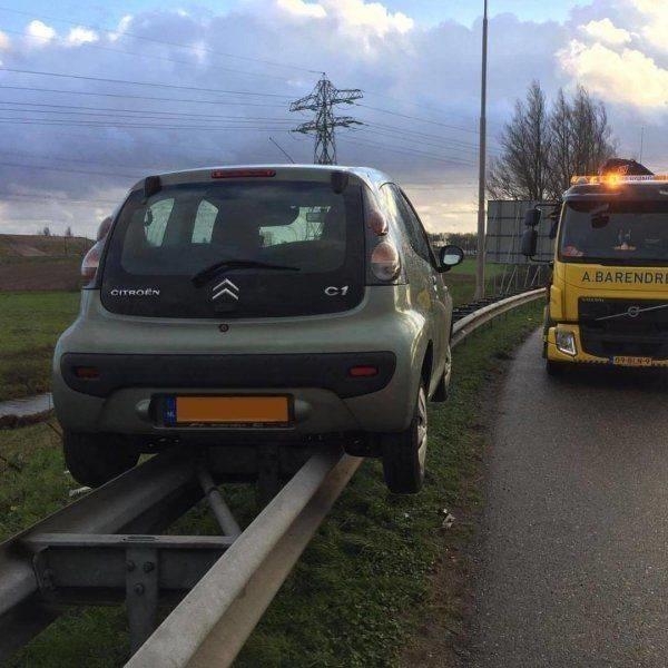 22 автомобиля, которые срочно нуждаются в адекватных водителях