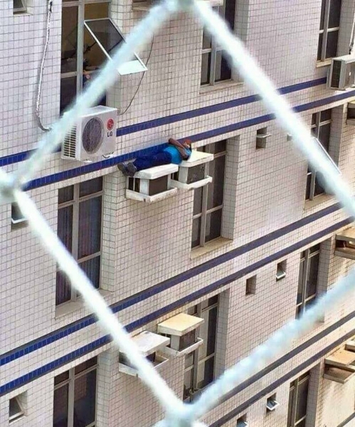 15 безумных фотографий людей, которых явно достали