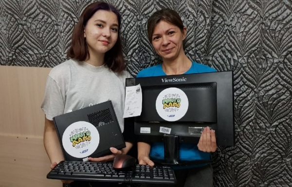 Зеленоградские многодетные семьи получили компьютеры и ноутбуки для обучения