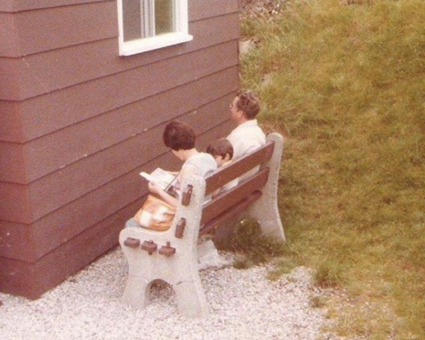 20 неловких моментов, запечатленных на фото, которые гостям не особо хочется показывать