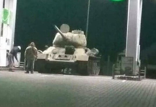 «Эти русские сумасшедшие»: иностранцы делятся кадрами из России, которые их очень удивили