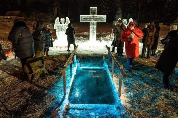 В крещенскую ночь без предупреждения перекрыли Черное озеро