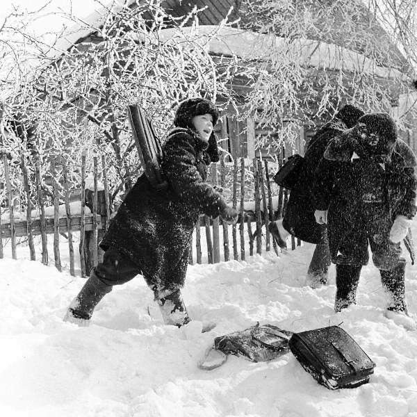 22 ретро-снимков с просторов России, на которых запечатлено всё, что нам близко