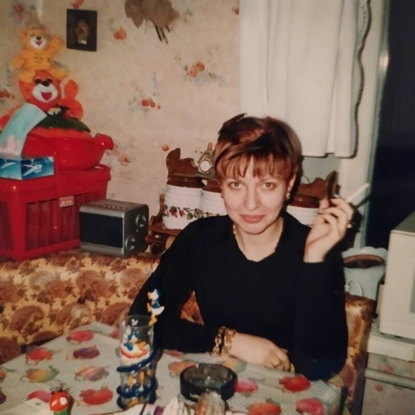 Путешествие во времени: 18 фотогорафий от девушек-красавиц из лихих 90-х