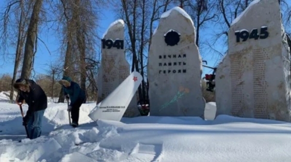 В Москве началась акция по уборке памятников воинов Великой Отечественной войны