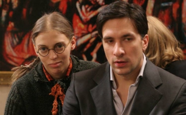 15 сравнений того, как выглядели парочки из популярных отечественных сериалов 2000-х тогда и сейчас?