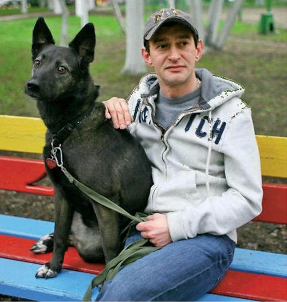 20 звёзд-собачников, для которых четвероногие друзья стали полноценными членами семьи