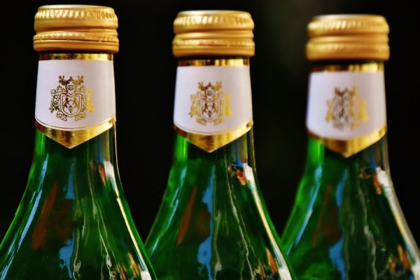 Более 350 единиц алкогольной продукции изъято из незаконного оборота в ночном клубе на востоке Москвы