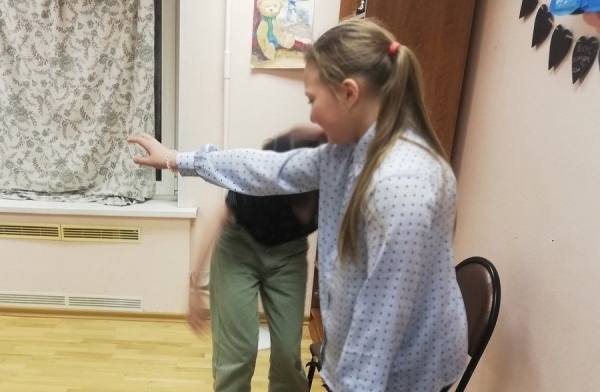 Подростки из молодежного клуба «Вектор» приняли участие в антинаркотическом тренинге