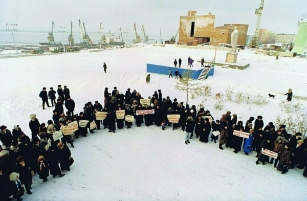 Смутные 90-е: вспоминаем, какой была жизнь в провинции и не только, пересматривая старые фото