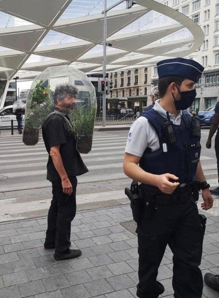 15 фотографий, которые под завязку наполнены вздором и нелепостью