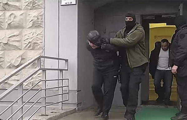 Двум подозреваемым инкриминировали сразу 65 эпизодов телефонного мошенничества