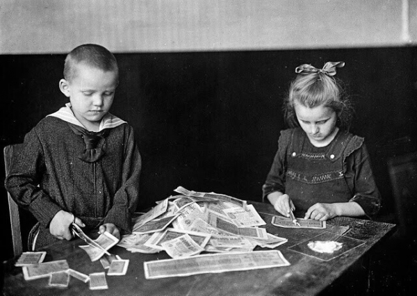 Германия в эпоху гиперинфляции: исторические кадры 1920-х годов