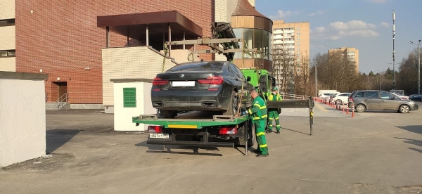 Сотрудники ОГИБДД УВД по ЗелАО привлекли к ответственности неплательщика штрафов за нарушение ПДД 