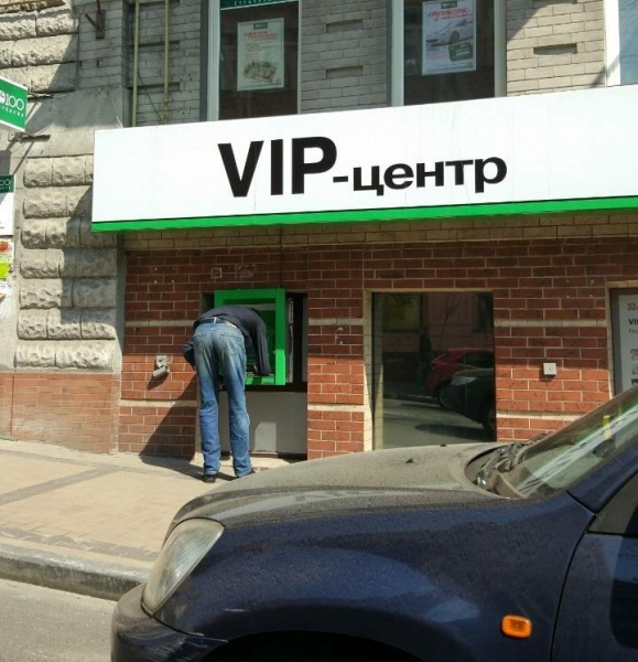 14 случаев ужасного сервиса и нахального отношения продавцов к клиентам