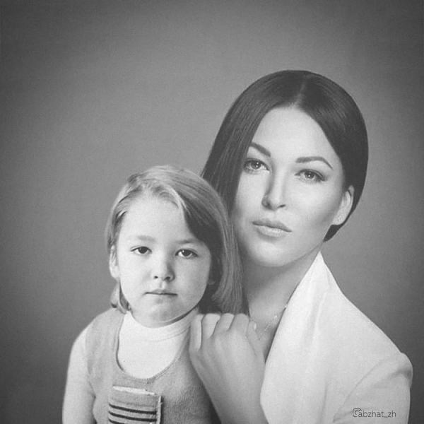 18 звёзд в стиле тогда и сейчас, которых мастер фотошопа блестяще совмещает вместе на одном фото
