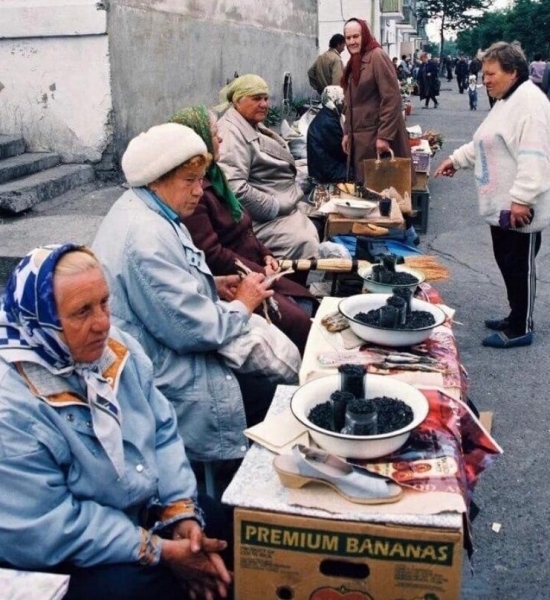 Сильные кадры из лихих 90-х, которые окунут вас в прошлое