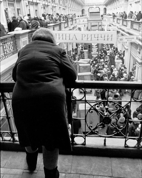 20 раритетных фотографий, на которых запечатлена неповторимая атмосфера прошлых лет