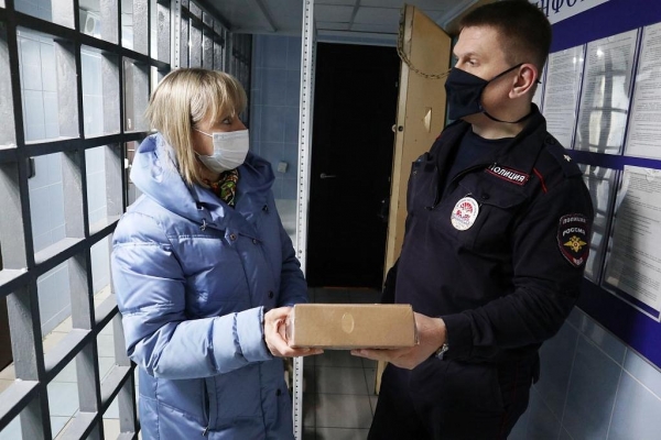 Представитель Общественного совета при УВД по ЗелАО проверила помещения для задержанных лиц в Зеленограде
