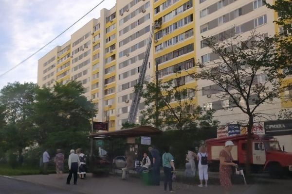 Пожар произошел в корпусе 1204 в Зеленограде