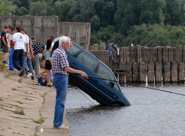 20 злополучных примеров, когда судьба-злодейка жестко, но эффективно вразумила людей
