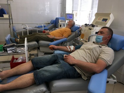 Вакцинирован «Спутником V» - поделись антителами - ГКБ Кончаловского