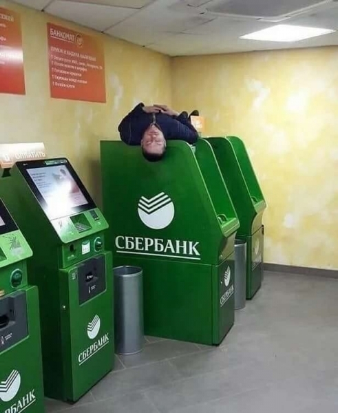 15 колоритных кадров с просторов интернета, не всегда поддающиеся объяснению