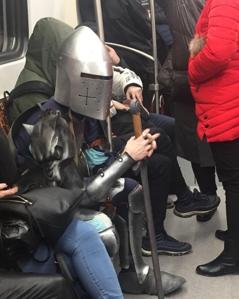 20 очень странных личностей, которых оказались в обычном метро