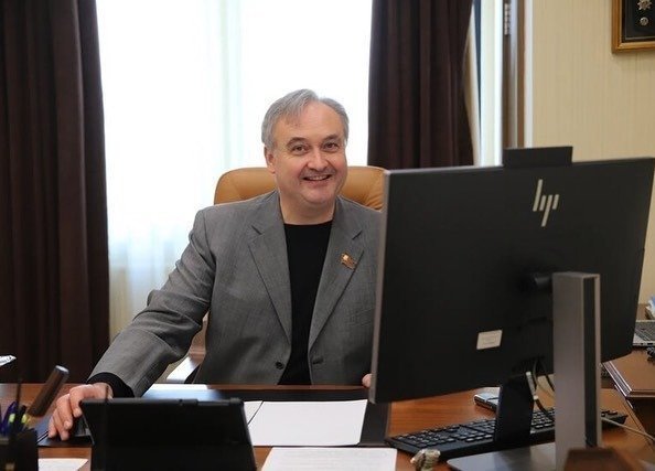 Андрей Титов отчитался перед избирателями о своей работе в качестве депутата МГД