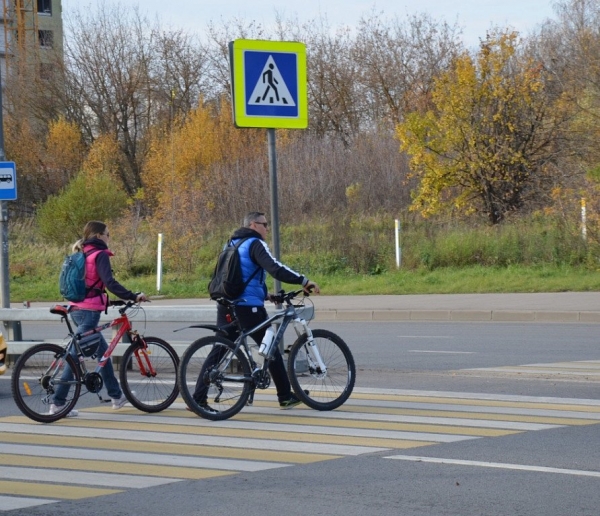 Госавтоинспекция Зеленоградского округа напоминает велосипедистам о важности соблюдения правил дорожной безопасности