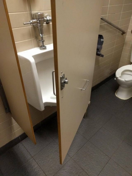 12 лоботрясов, которые не справились со своими обязанностями и им за это не стыдно