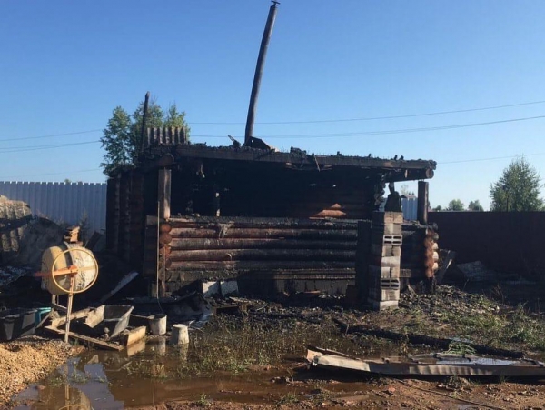 Ребенок погиб при пожаре в дачном доме недалеко от Зеленограда
